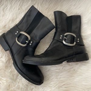 COPY - Black leather boots by Fossil women’s 8.5